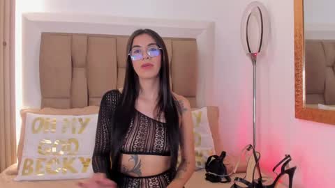 Mistress Clarisse online show from 14, 4, 2026