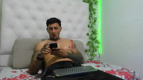 Juanpaindependent model online show from 22, 4, 2026