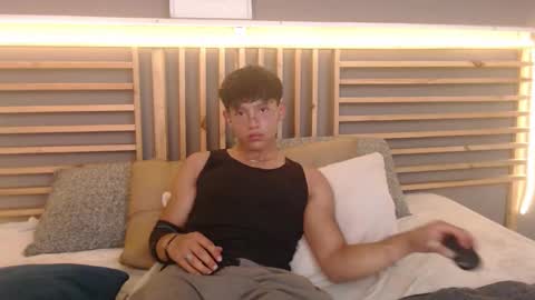 Snapshot of clark_ken1 chatting on 3, 3, 2026 clar online show from 3, 3, 2026