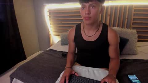 Snapshot of clark_ken1 chatting on 5, 3, 2026 clar online show from 5, 3, 2026