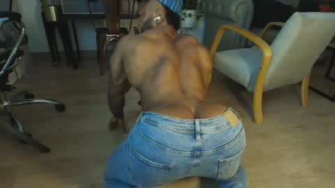 clark_strong online show from 21, 4, 2026