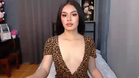 maika online show from 28, 1, 2025