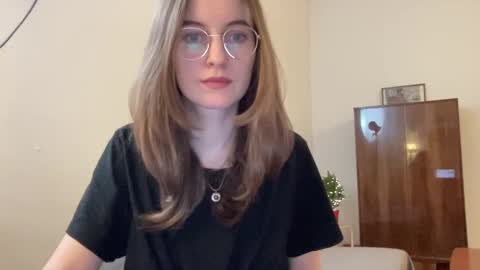 Snapshot of classyandgirly chatting on 21, 12, 2024 classyandgirly online show from 21, 12, 2024