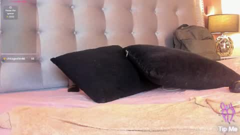 Anastasia Owen online show from 21, 4, 2026