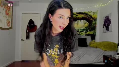 Snapshot of cleo_cam chatting on 4, 6, 2026 Cleo Schedule Updates online show from 4, 6, 2026