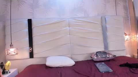       online show from 11, 11, 2025