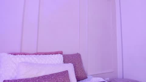 . Cleo Jhonson . online show from 11, 1, 2025