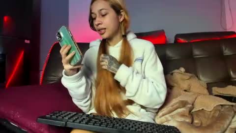 cleo y maikol online show from 14, 6, 2026