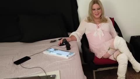 SecretSissyLv online show from 14, 6, 2026