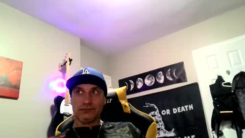 Snapshot of clintwood12 chatting on 16, 12, 2024 chad online show from 16, 12, 2024