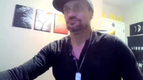 Snapshot of clintwood12 chatting on 12, 1, 2025 chad online show from 12, 1, 2025