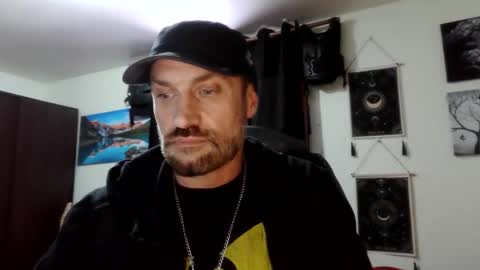 Snapshot of clintwood12 chatting on 12, 11, 2025 chad online show from 12, 11, 2025