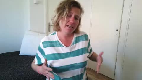 Syl  online show from 26, 4, 2026