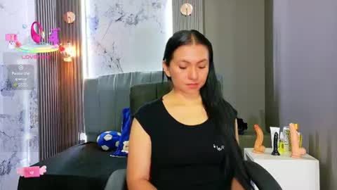 Cloe online show from 9, 6, 2026