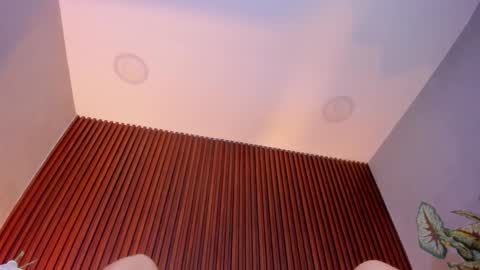 Snapshot of cloe_yeraldy_ chatting on 10, 10, 2025 CHARLOTTE online show from 10, 10, 2025