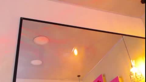 Snapshot of cloestron chatting on 14, 11, 2025 Cloe Stron online show from 14, 11, 2025