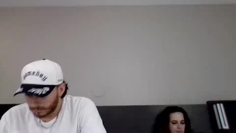 tallhungandcloudy online show from 24, 4, 2026