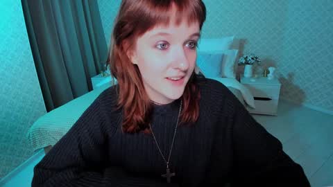  Clover  follow me  online show from 17, 12, 2024