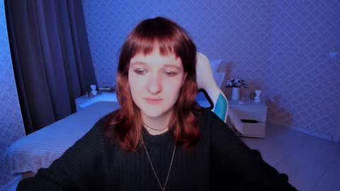  Clover  follow me  online show from 17, 12, 2024