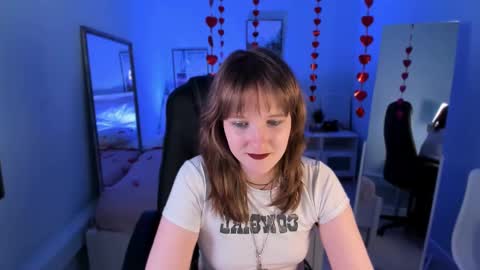  Clover  follow me  online show from 13, 2, 2025