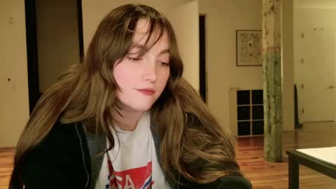 Clover online show from 28, 4, 2026