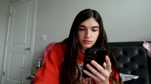Snapshot of cluv777 chatting on 22, 4, 2026 cluv777 online show from 22, 4, 2026