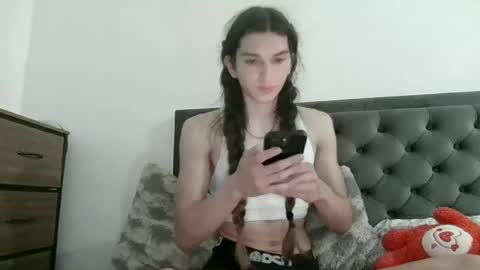 Snapshot of cluv777 chatting on 7, 7, 2026 cluv777 online show from 7, 7, 2026