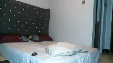 Snapshot of cock_addict183 chatting on 22, 10, 2025 Cock Addict online show from 22, 10, 2025