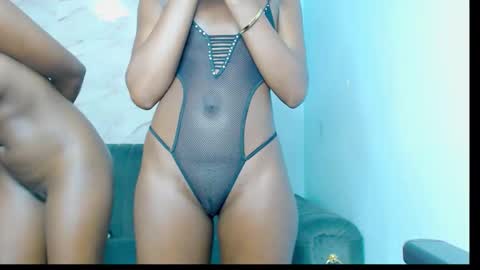 Snapshot of cocoakitty1 chatting on 11, 9, 2025 daniella online show from 11, 9, 2025