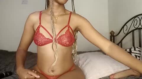 cocobella_ online show from 7, 1, 2025