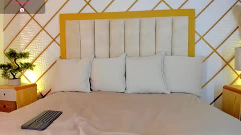    online show from 22, 10, 2025