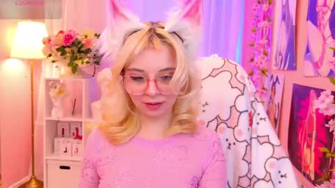 Mia online show from 8, 3, 2025