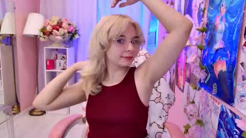 Mia online show from 10, 9, 2025