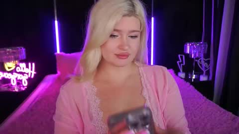 onlyfans amyleyy online show from 22, 9, 2025