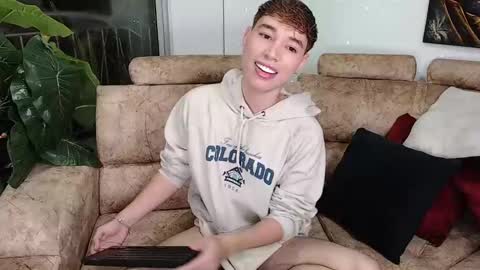 Snapshot of coddy_doll chatting on 4, 2, 2025 Coddy online show from 4, 2, 2025