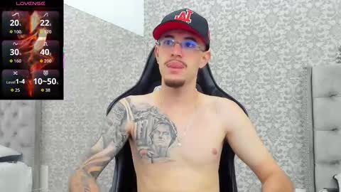 Snapshot of codyywalker chatting on 13, 11, 2025 Cody Walker online show from 13, 11, 2025