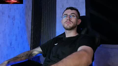 Snapshot of codyywalker chatting on 7, 7, 2026 Cody Walker online show from 7, 7, 2026