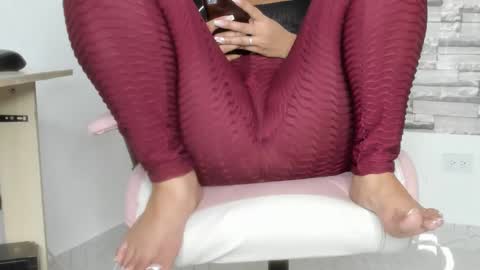 laurita online show from 5, 1, 2025