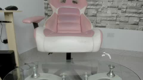 laurita online show from 31, 1, 2025