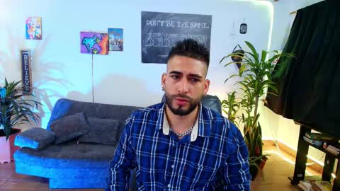 Snapshot of colin_stone chatting on 6, 2, 2026 colin_stone online show from 6, 2, 2026