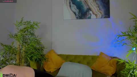 Collen Mon Tue Wed Thu Fri GMT 3 0300am - 0900am  online show from 15, 6, 2026