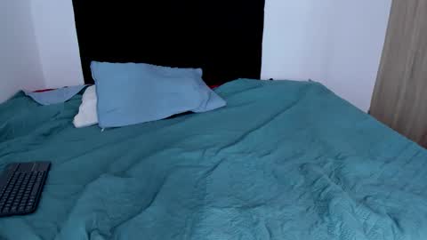 college_muscle_ass online show from 11, 4, 2026