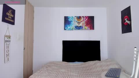 college_muscle_ass online show from 21, 4, 2026