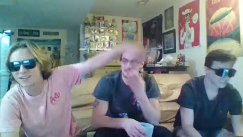 college_packing_8 online show from 5, 10, 2025