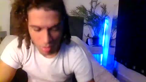 Snapshot of collegeitalian chatting on 18, 5, 2026 Adonis of online show from 18, 5, 2026