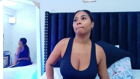 Snapshot of colombia_mommy_ chatting on 6, 5, 2026 GRETCHEN online show from 6, 5, 2026
