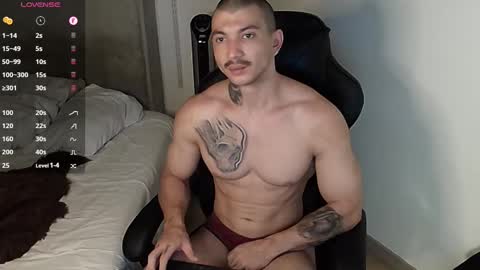 colombianmuscle8 online show from 3, 2, 2025