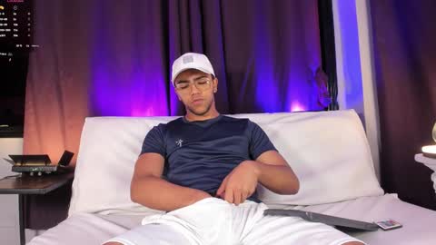 colstorw_ online show from 24, 11, 2025