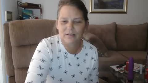 comeback pussy online show from 12, 12, 2024