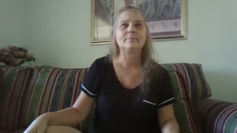 comeback pussy online show from 4, 11, 2025